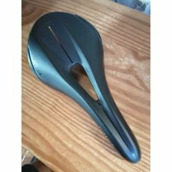 Selle -VTT tout suspendus Soldes Magasin selle fizik aliante r3 open regular rails kium 4