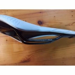 Decathlon Selle -VTT tout suspendus Soldes Magasin selle italia sl 2
