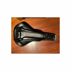 Selle Fizik -VTT tout suspendus Soldes Magasin sillin fizik taiga 2