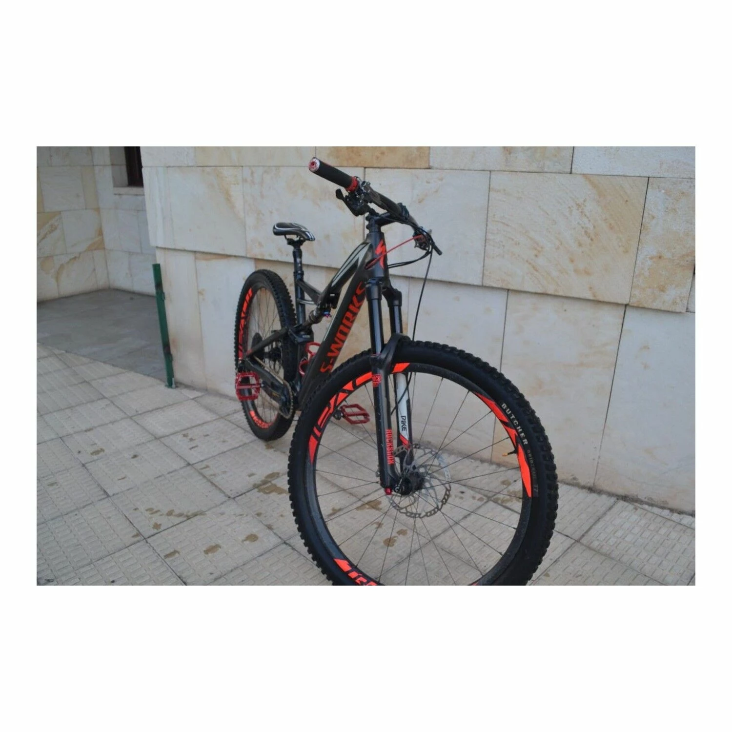 VTT Tout Suspendus Specialized - L - 29'' 3 VTT Tout Suspendus Specialized - L - 29''