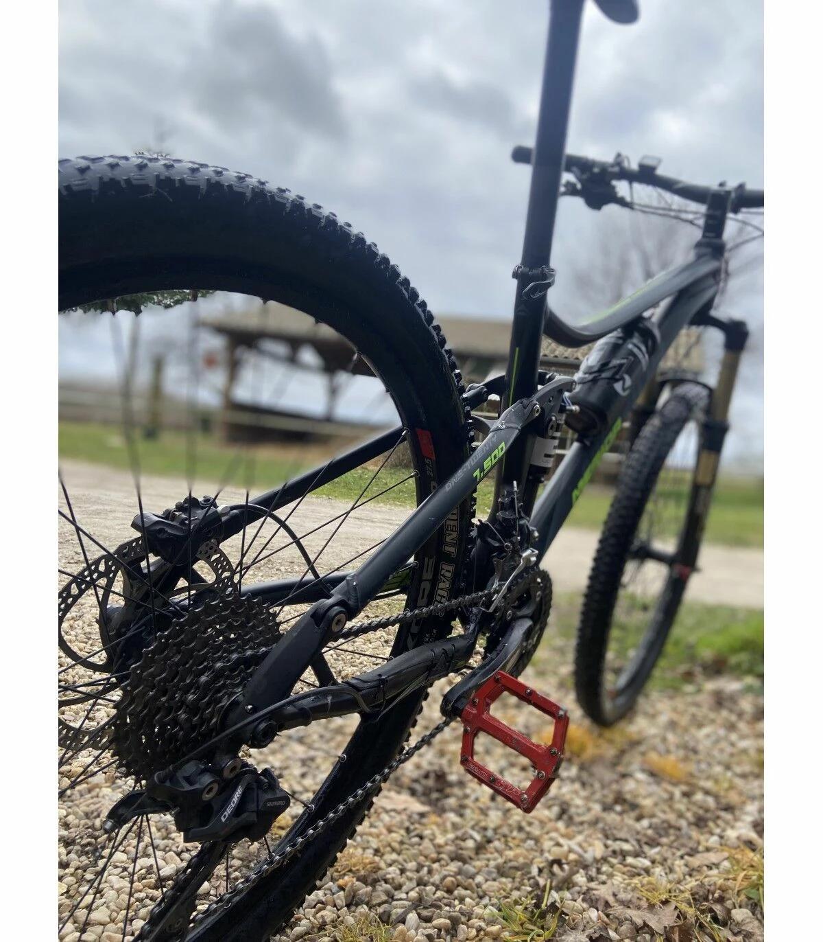 Commencal VTT Tout Suspendus - M - 27.5'' 4 Commencal VTT Tout Suspendus - M - 27.5'' – Image 2