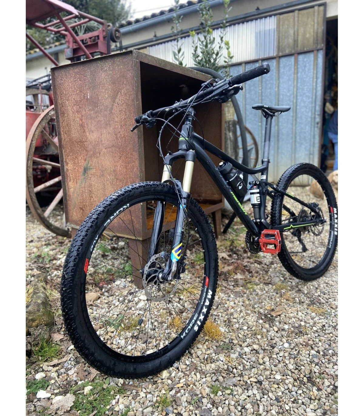 Commencal VTT Tout Suspendus - M - 27.5'' 6 Commencal VTT Tout Suspendus - M - 27.5'' – Image 4